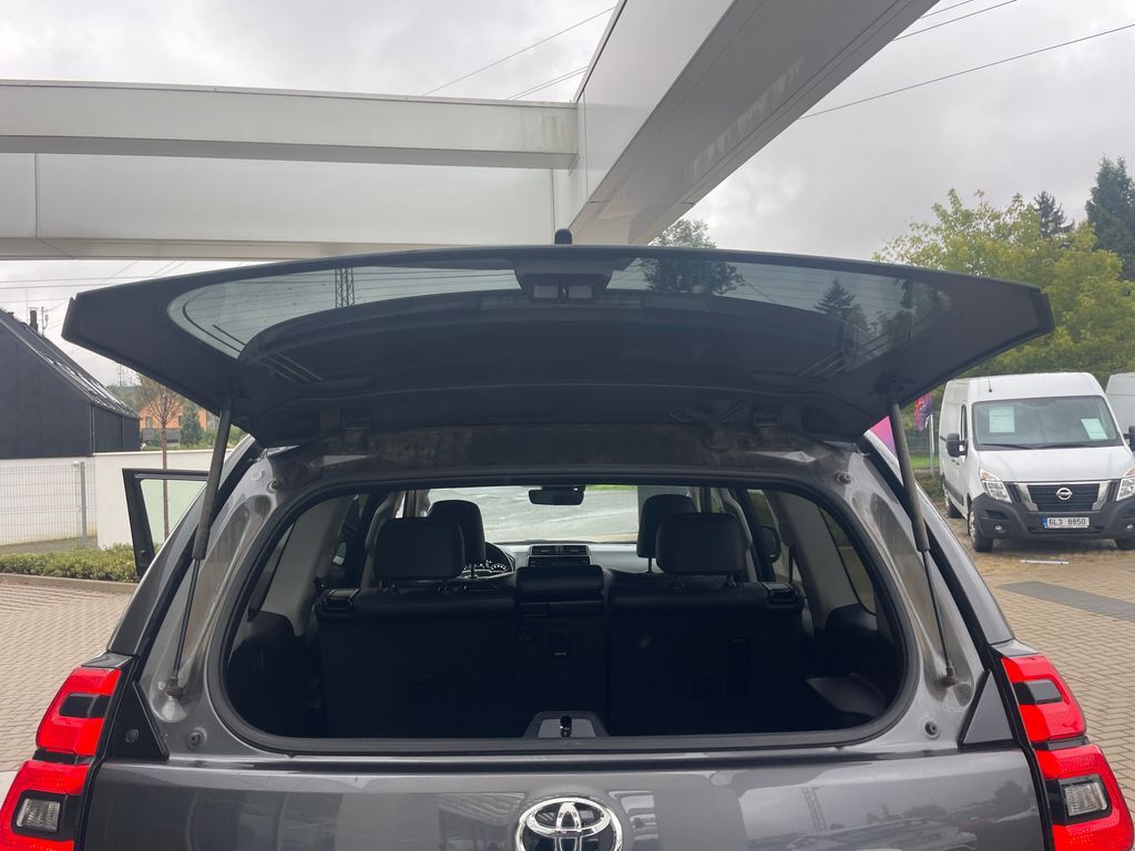 Toyota Land Cruiser 29