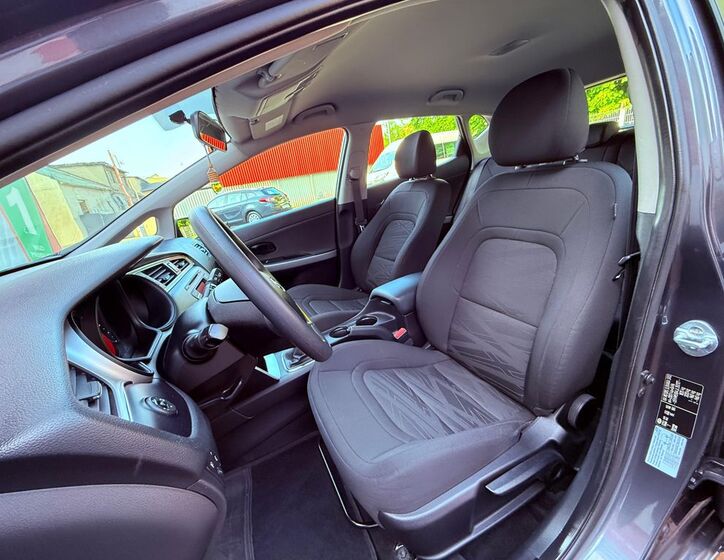 KIA Ceed 13