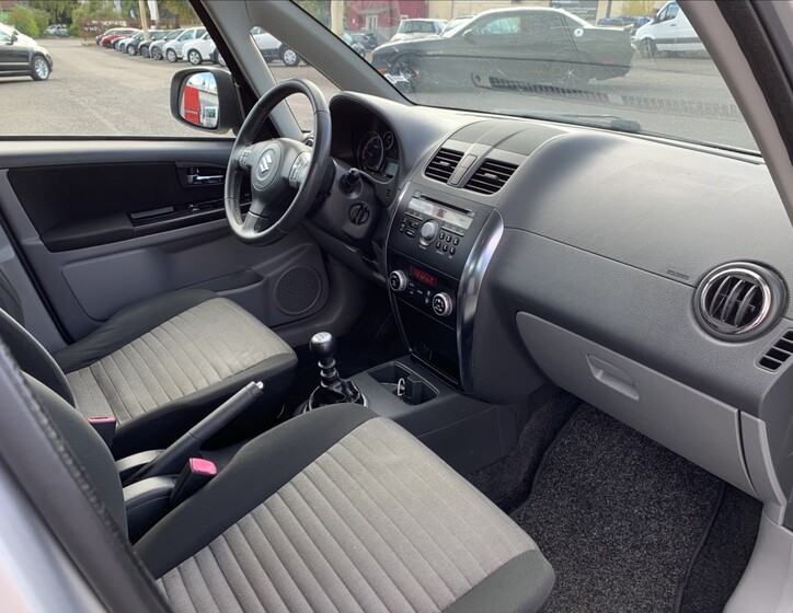 Suzuki SX4 21
