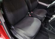 Toyota Yaris 13