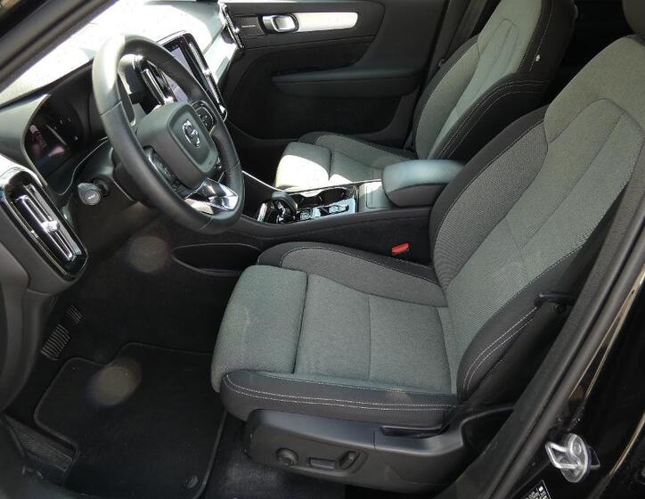 Volvo XC40 18