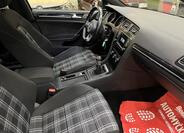 Volkswagen Golf 19