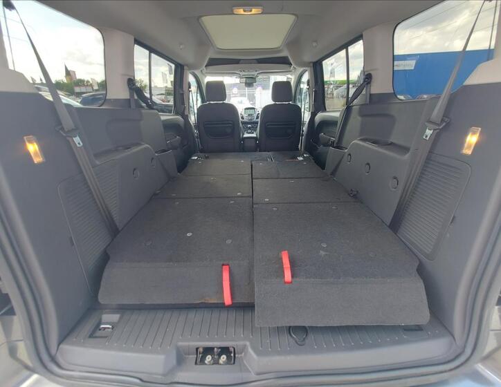 Ford Tourneo Connect 16