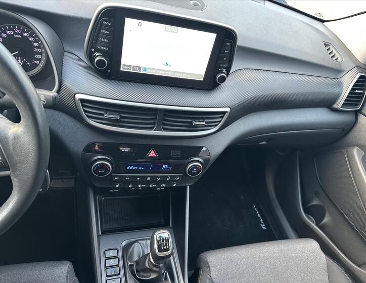Hyundai Tucson 12
