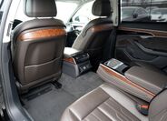 Audi A8 35
