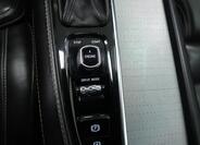 Volvo XC90 25