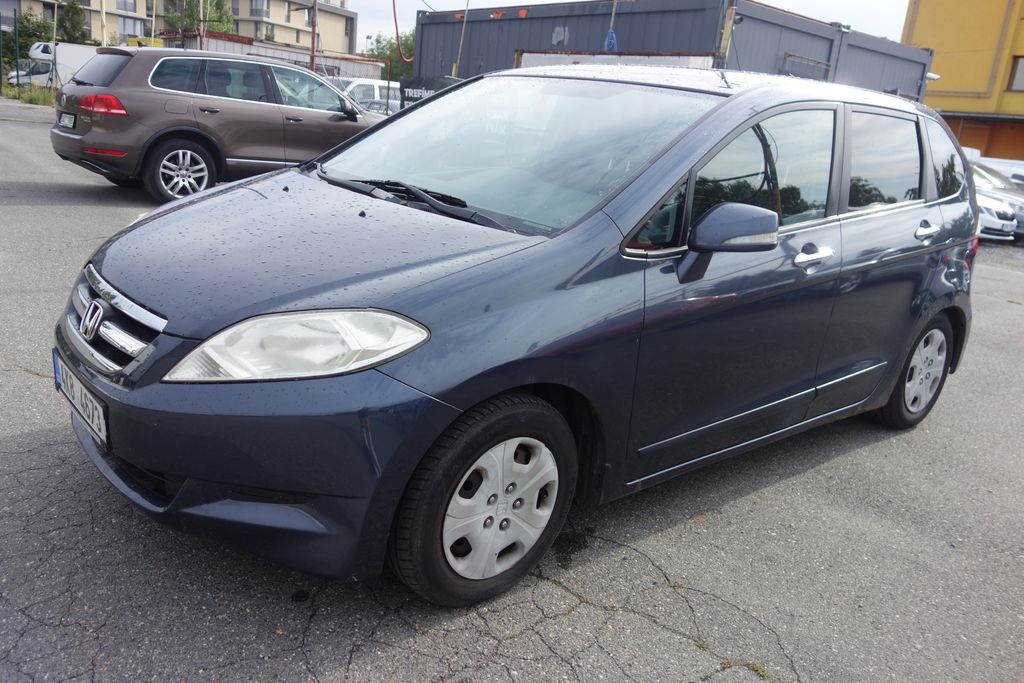 Honda FR-V