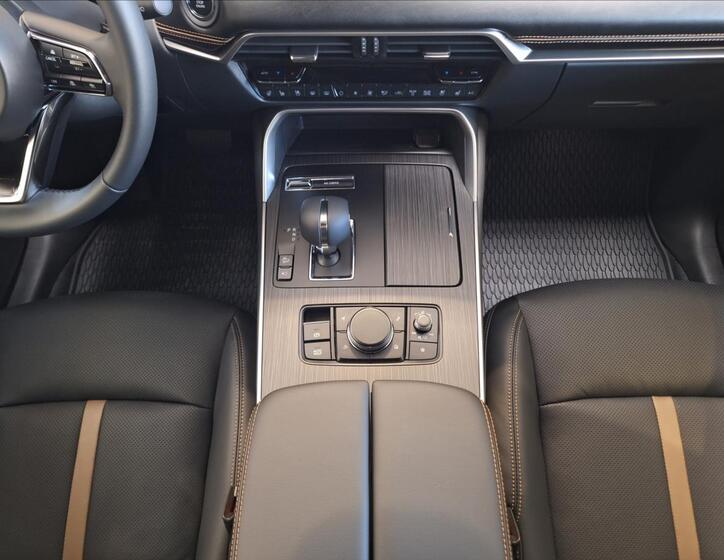 Mazda CX-80 12