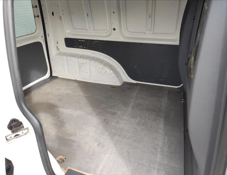 Volkswagen Caddy 15