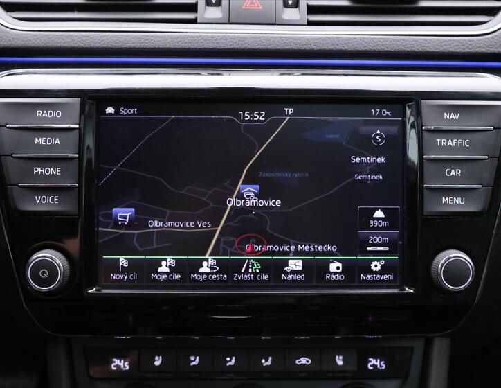 Škoda Superb 22