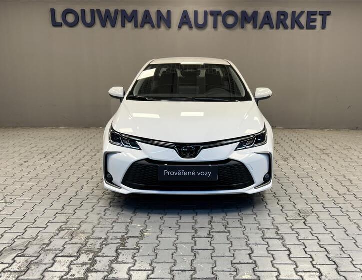 Toyota Corolla 4