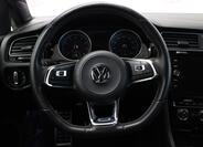 Volkswagen Golf 17