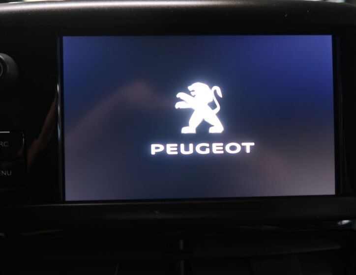 Peugeot 208 16