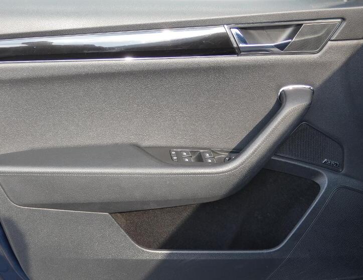 Škoda Superb 8