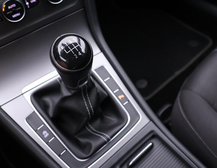 Volkswagen Golf 27