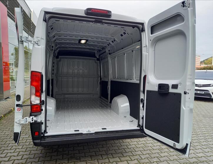 Toyota ProAce 10