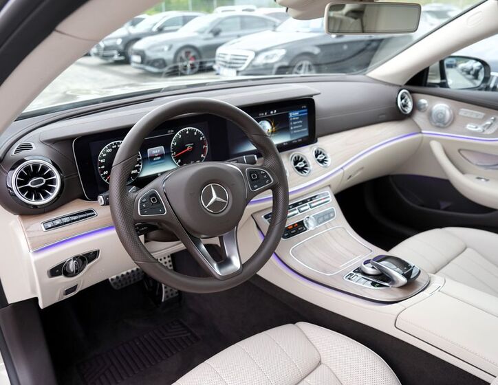 Mercedes-Benz Třídy E 23