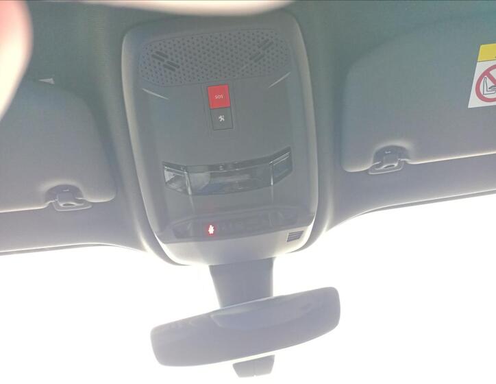 Peugeot 2008 24