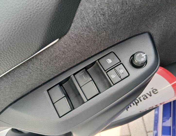 Toyota Yaris 17