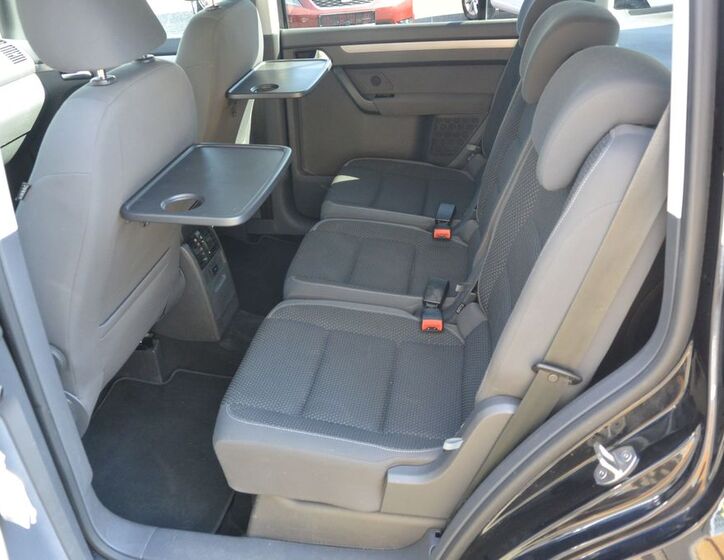 Volkswagen Touran 25