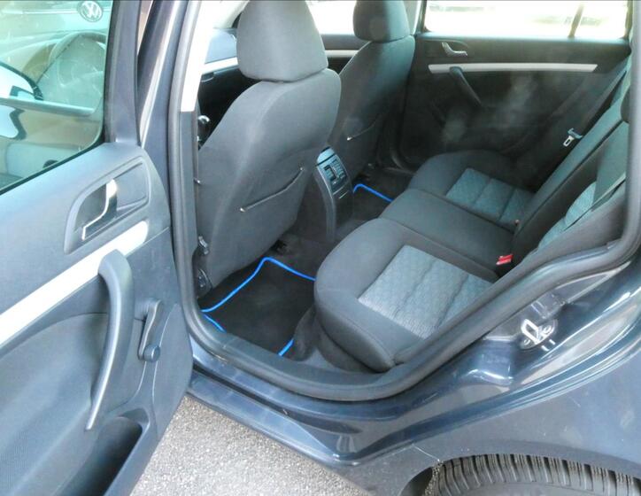 Škoda Octavia 14