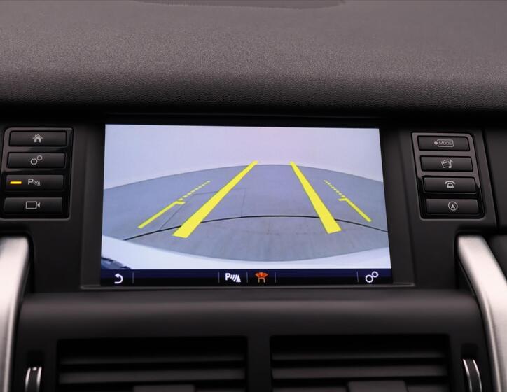 Land Rover Discovery Sport 24