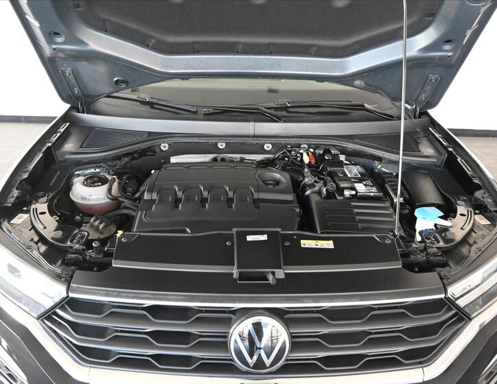 Volkswagen T-Roc 5