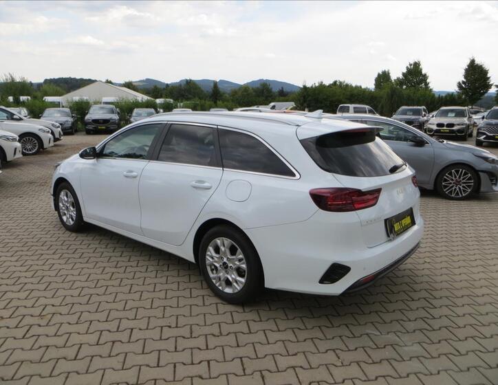 KIA Ceed 5