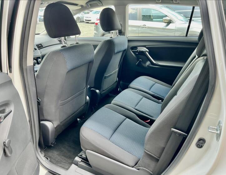 Toyota Verso 13