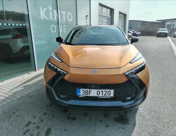 Toyota C-HR 3