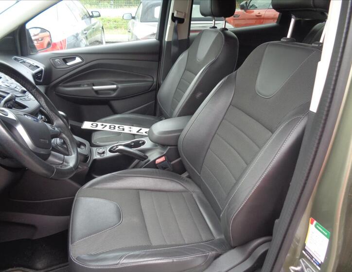 Ford Kuga 10