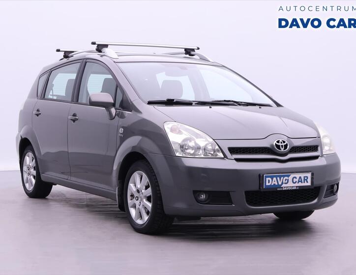 Toyota Corolla Verso 1