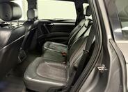 Audi Q7 8