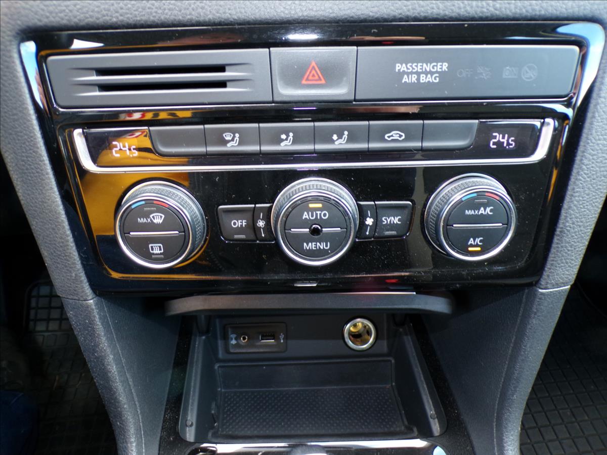 Volkswagen Golf Sportsvan