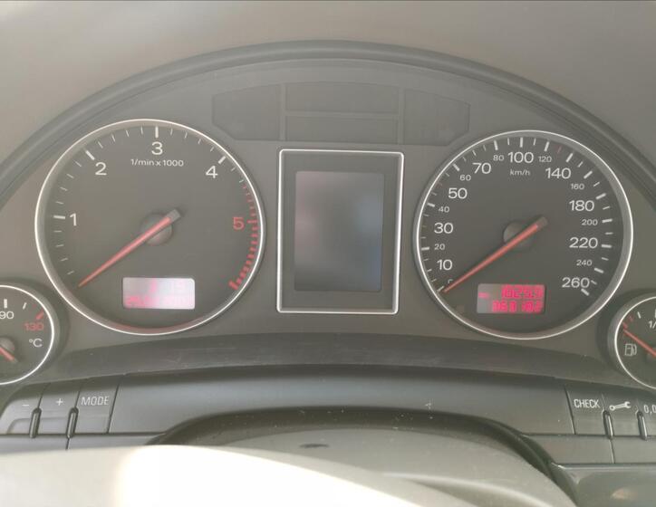 Audi A4 11