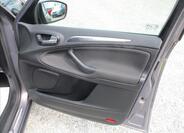 Ford S-MAX 10