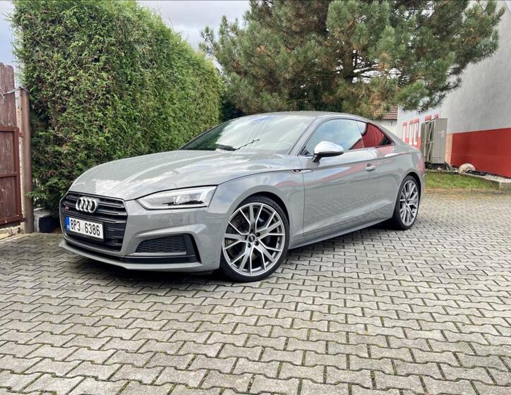 Audi S5 2