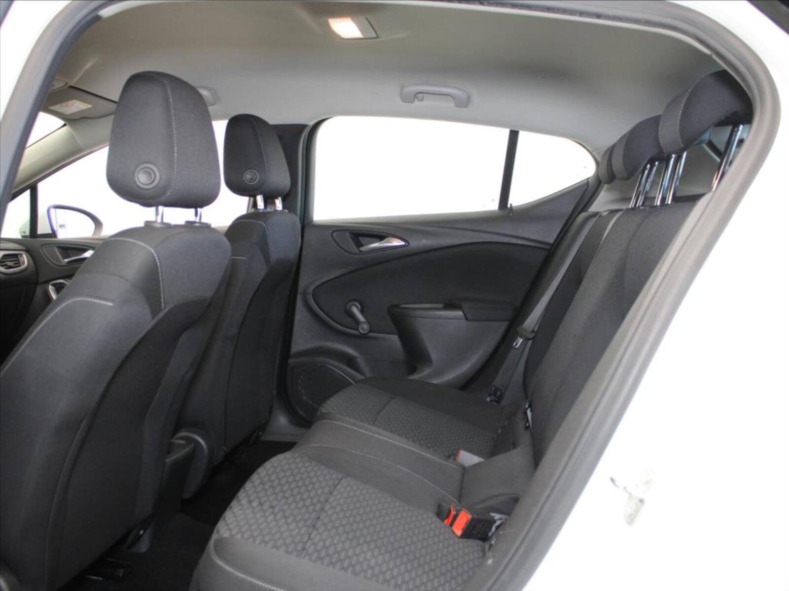 Opel Astra 7