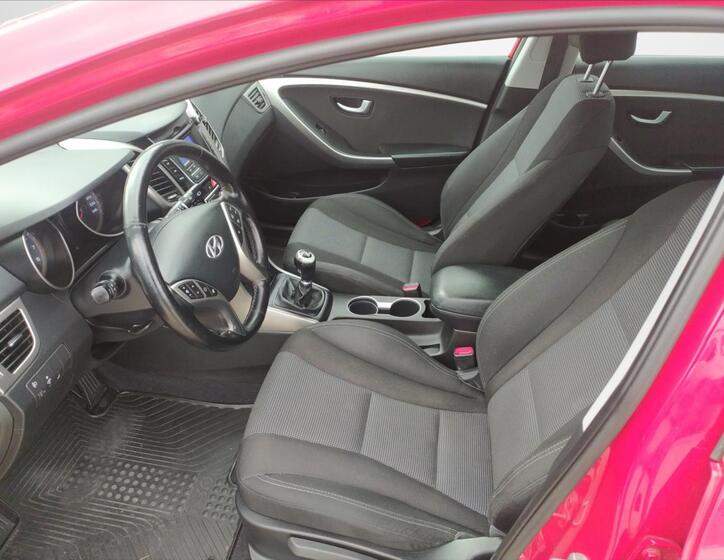 Hyundai i30 17