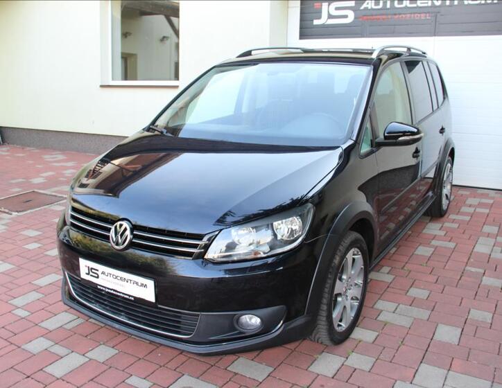 Volkswagen Touran 2