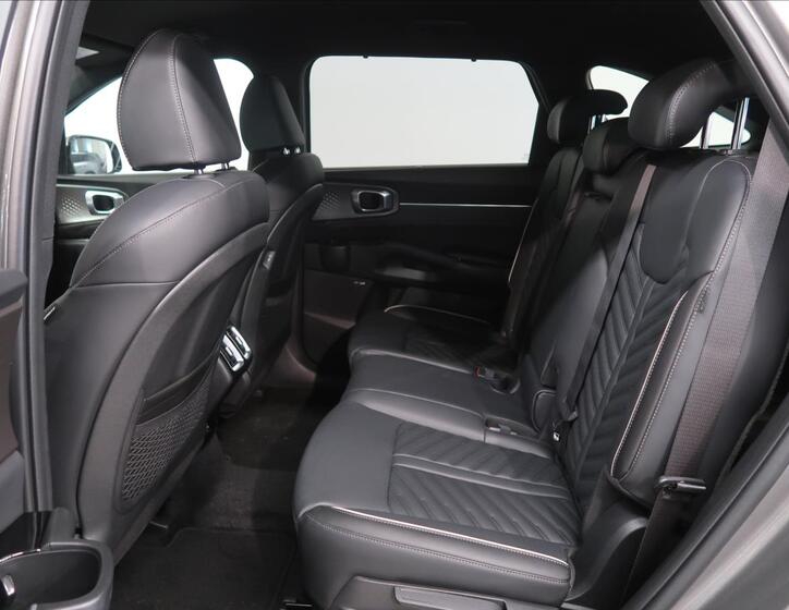 KIA Sorento 14