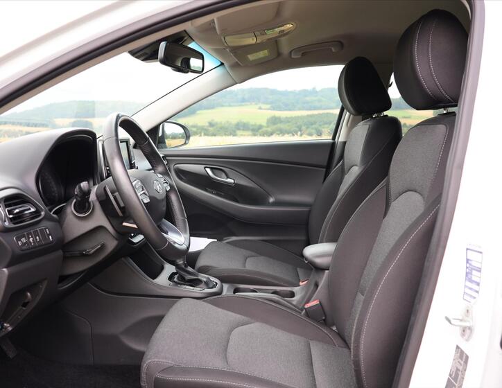 Hyundai i30 11