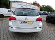 Opel Astra 6