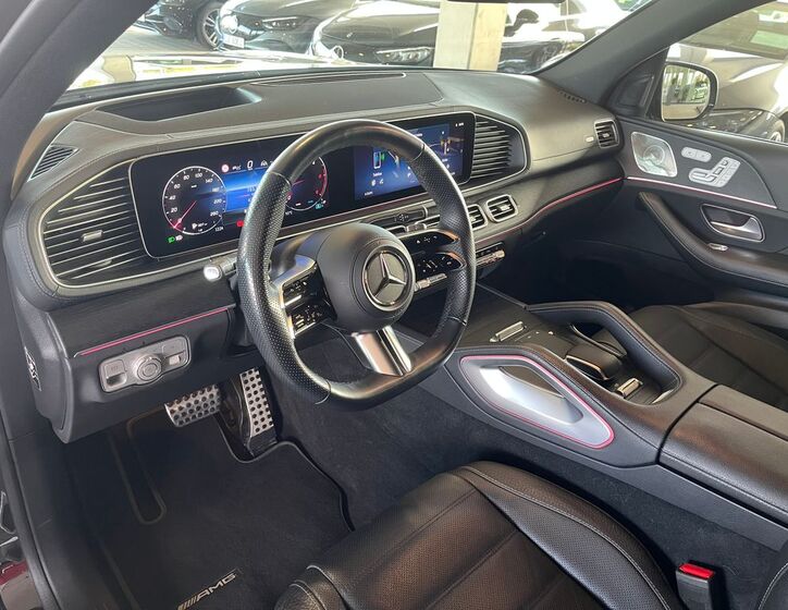 Mercedes-Benz Ostatní 12