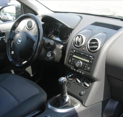 Nissan Qashqai 9