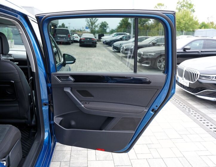 Volkswagen Touran 20