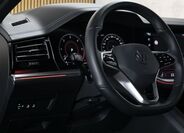 Volkswagen Touareg 16