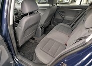 Volkswagen Golf 24