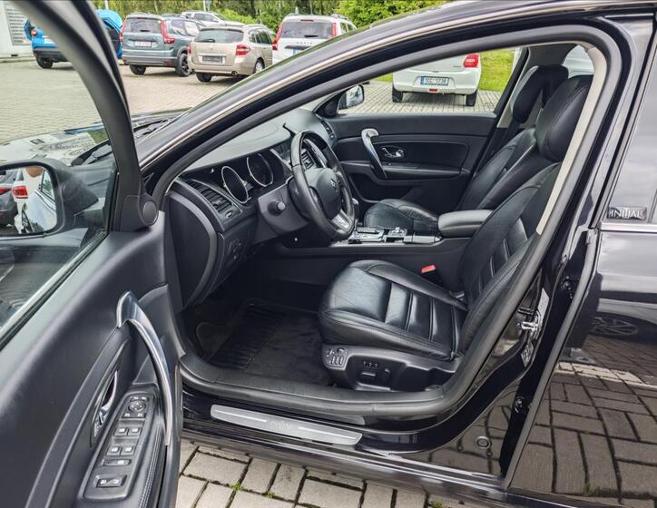 Renault Latitude 10