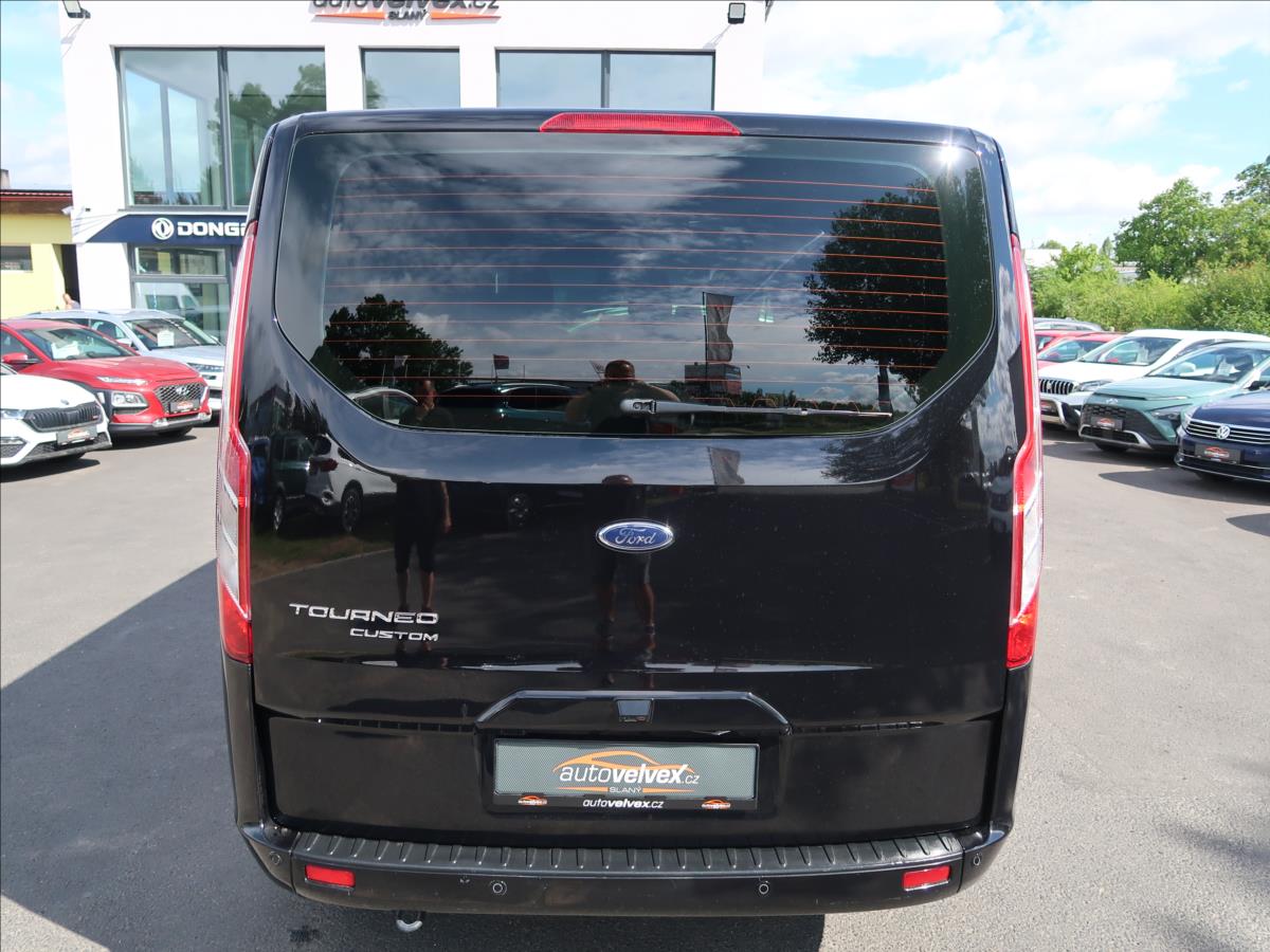 Ford Tourneo Custom